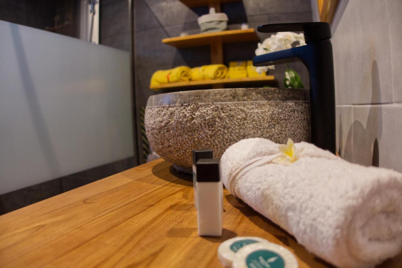 Ka Hema - Maison Entiere Avec Jacuzzi Et Vue Sur Mer Saint-Joseph Ngoại thất bức ảnh