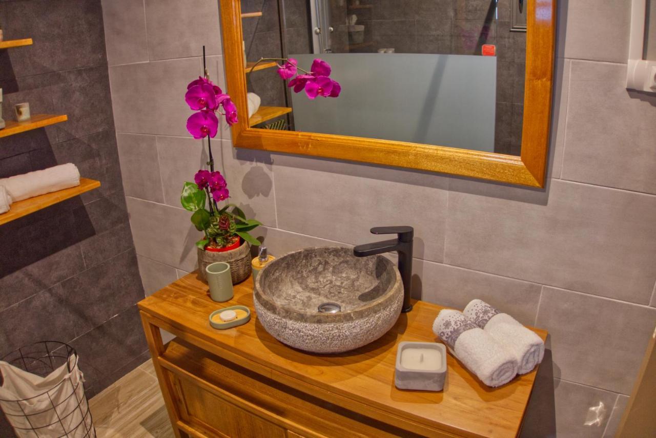Ka Hema - Maison Entiere Avec Jacuzzi Et Vue Sur Mer Saint-Joseph Ngoại thất bức ảnh